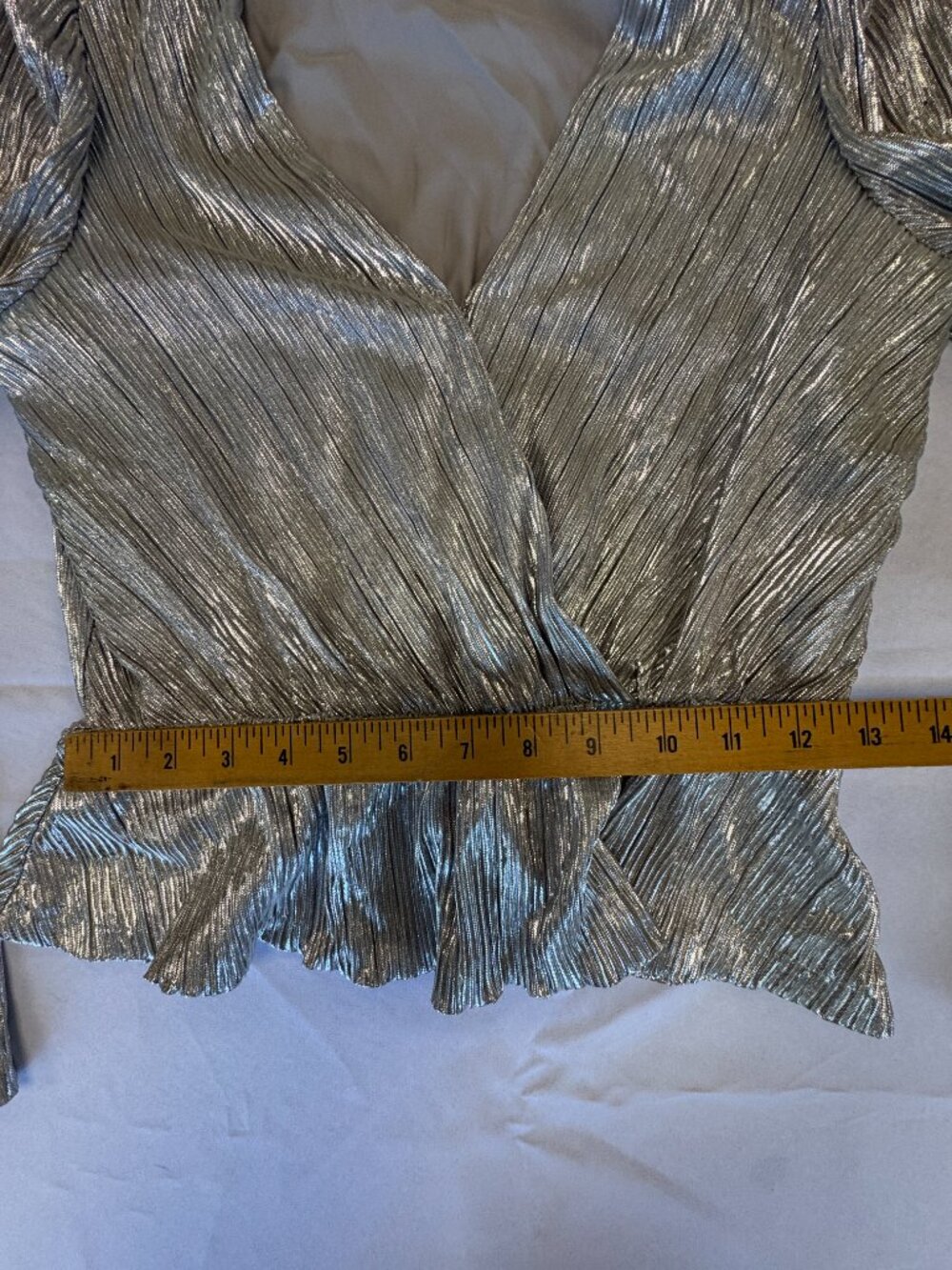 Gianni Bini Pleated Silver Peplum Blouse Size S - Picture 8 of 10